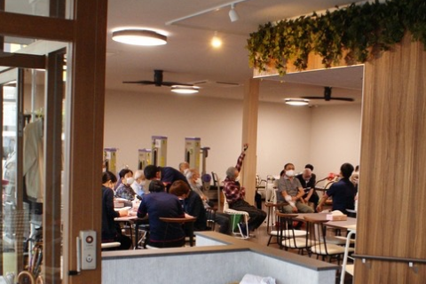 施設到着の様子